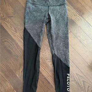 lululemon x Peloton Black and Gray Leggings